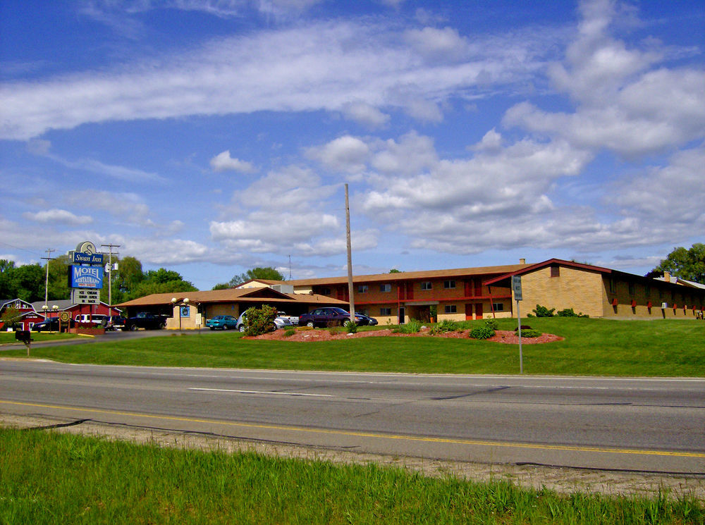 Swan Inn Motel Comstock Park ภายนอก รูปภาพ