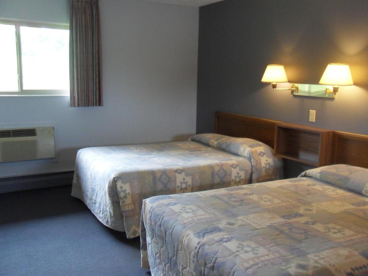 Swan Inn Motel Comstock Park ภายนอก รูปภาพ
